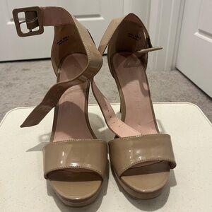 Elegant Beige Patent Leather Heels